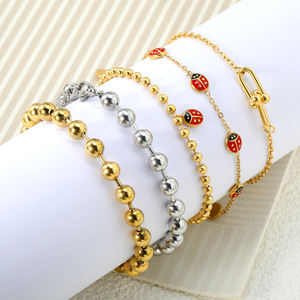 Bracciali con Charm <span class=keywords><strong>Coccinella</strong></span> All'Ingrosso in Acciaio Inossidabile Placcato Oro 18k con Fibbia a Ferro di Cavallo e Catena a Perline Tonde per Donna - Product Image 1