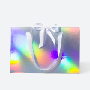 Sac cadeau triangulaire de luxe en carton recyclable avec ruban et poignée, personnalisable, en gros - Product Image 3