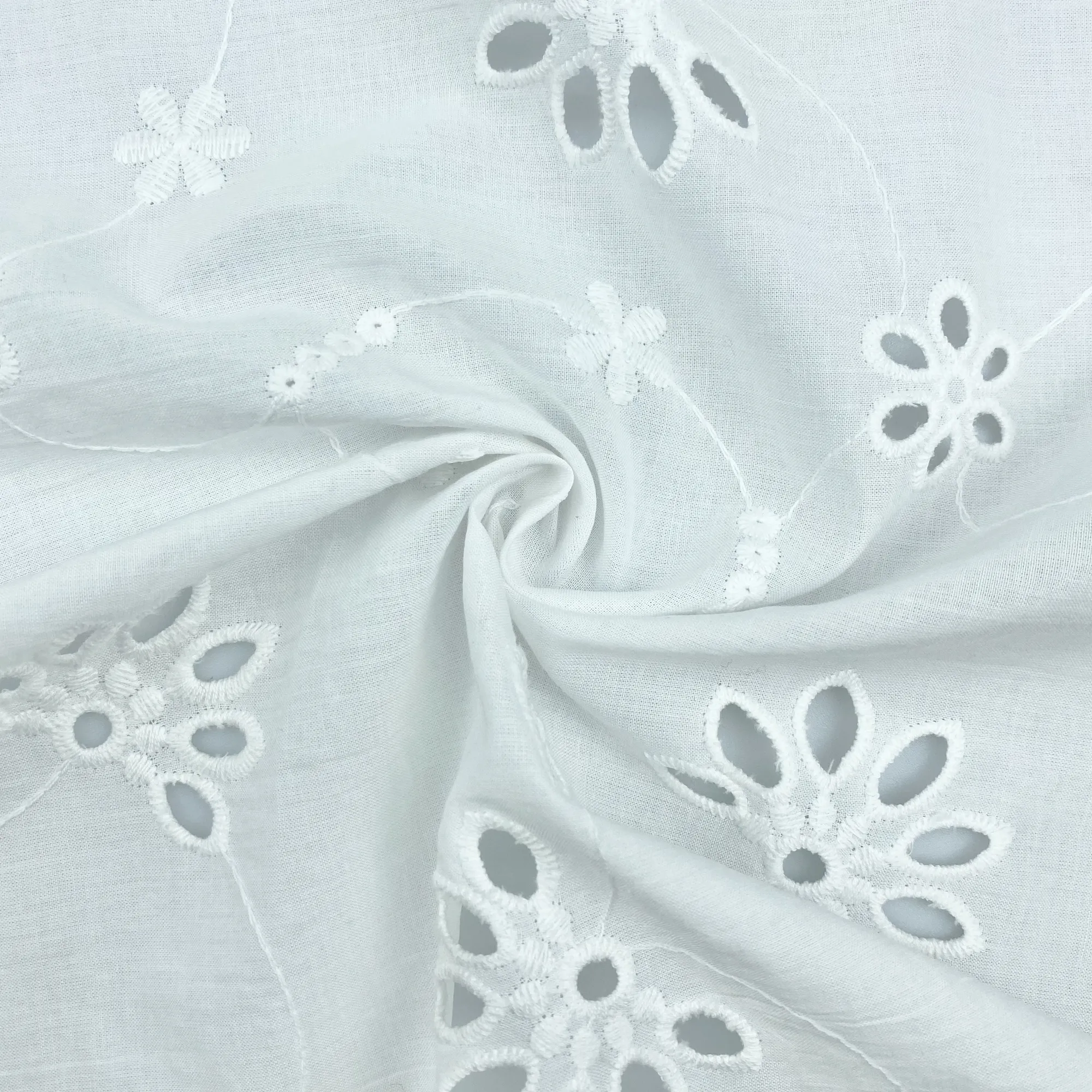 Beyaz % 100% pamuk noktalı İsviçre net tasarım düz boyalı nakış İsviçre vual hollow beyaz tül nakış kumaş