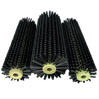 Brosse à rouleau antistatique en nylon pour nettoyage à sec des panneaux solaires, idéale pour l'élimination de la poussière dans les fermes photovoltaïques du désert