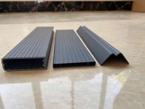 Kit d'occultation des panneaux de clôture de jardin PVC lattes rigides de confidentialité cadre métallique bande verticale 3D pour fil d'acier à faible teneur en carbone de 2.5m - Product Image 6