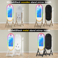 Photo Booth Cermin dengan Layar Sentuh 32-inci dan Ring Light Kamera untuk Pesta Pernikahan Mesin Photo Booth Berkualitas Tinggi dan Bergaya