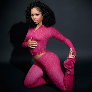 סט 2 חלקים בהדפס נמר אביבי בהתאמה אישית לשנת 2026, תלבושות רחוב קז'ואל לנשים, אופנת Y2K, חולצות קרופ עם קפוצ'ון ורוכסן עם שרוולים ארוכים ומכנסיים תואמים - Product Image 2