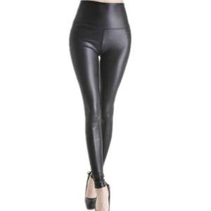 Vente en gros 2022 taille haute formateur respirant <span class=keywords><strong>mat</strong></span> noir PU Faux <span class=keywords><strong>cuir</strong></span> pantalon Leggings Sexy dames mince lueur taille haute - Product Image 4