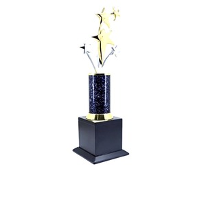 Trofeo corporativo de cinco estrellas de alta demanda por contribuciones sobresalientes y dedicación ejemplar disponible para la venta - Product Image 2