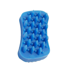 Cepillo de limpieza para mascotas, herramienta de baño y masaje para eliminar el pelo de perros y gatos de pelo largo, peine de aseo multifuncional de plástico - Product Image 3