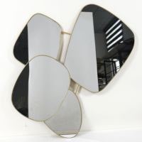 Grand miroir mural nouvel arrivage 100CM 4 pièces miroir irrégulier en métal doré pour la décoration du salon