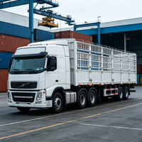 3/4-assige veetransport semi-trailer met hoogteverstelbare omheining voor de transport van dierenvoer