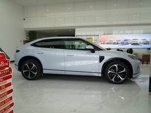 BYD Song <span class=keywords><strong>L</strong></span> EV 2025 Édition Conduite Intelligente 662 km Version Premium - Product Image 6