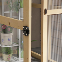 Serre de plain-pied en bois et polycarbonate, maison verte de passe-temps encadrée de cèdre, serre en bois pour l'extérieur