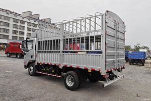 Nuevo Camión de Carga Howo de 8 Toneladas con 6 Ruedas para Transporte de Cercas, Venta Directa de Fábrica - Product Image 3
