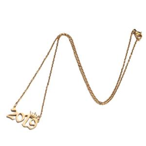 Commercio all'ingrosso in acciaio inox anno corona numero di marca collana di moda in metallo artigianato per maglione catene e gioielli collane - Product Image 3