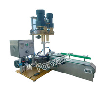 Machine de capsulage de bouteilles en plastique/capsuleuse automatique de bouteilles d'huile essentielle avec bande transporteuse