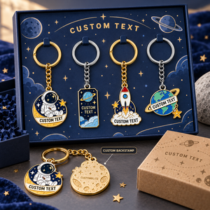 Porte-clés en métal sur le thème de l'espace personnalisé, design astronaute, fusée, planète, dessin animé, alliage de zinc, cadeau souvenir OEM - Product Image 2