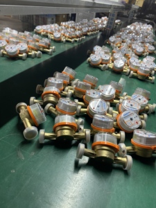 <span class=keywords><strong>Compteur</strong></span> d'<span class=keywords><strong>eau</strong></span> intelligent à jet unique DN15 DN20 OEM à prix le plus bas, haute qualité, directement de l'usine, production rapide - Product Image 1