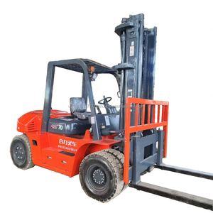 Montacargas diésel portátil Heli de 7 toneladas con motor principal, usado, para carga de 3 y 5 toneladas, elevación autodirigida, venta al por mayor en almacén. - Product Image 1