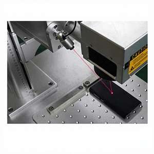 Máquina de Grabado Láser Multivoltaje de 200W con 1 Año de Garantía para Materiales Metálicos y No Metálicos LUCAN TECHNO Onda Continua - Product Image 5