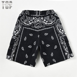 Pantalones Cortos de Moda OEM con Estampado DGT Personalizado, Ropa Urbana de Verano, Pantalones Cortos con Estampado Paisley para Hombre - Product Image 2