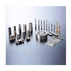 قطع معدنية مصنعة بدقة عالية من الكروم والفولاذ المقاوم للصدأ باستخدام تقنية القولبة بالحقن والتعدين المسحوق والتصنيع بالتحكم الرقمي بالحاسوب من شركة كونفي - Product Image 1