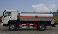 Camion-citerne de transport de carburant HOWO 4x2 Diesel, camion de ravitaillement mobile 150-250HP, vente chaude