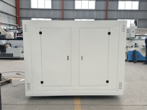 Centre d'usinage CNC 3 axes de haute précision pour le traitement des profilés de fenêtres en aluminium - Product Image 6