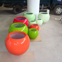 Fournisseur direct d'usine, pots de fleurs de jardin extérieurs de haute qualité, sur mesure, en fibre de verre, légers, écologiques, durables