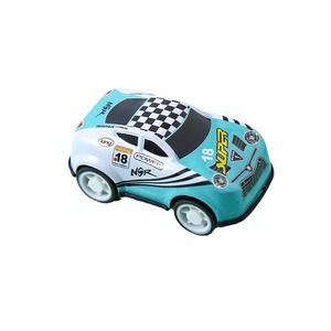 Voiture jouet mignonne à rétrofriction en alliage, échelle 1:64, véhicule à friction en métal pour enfants de 2 à 4 ans, design berline unisexe - Product Image 5