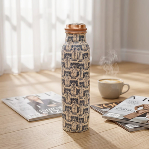 Bouteille en cuivre de designer, œuvre d'art Meena, bouteille ayurvédique en cuivre avec impression mandala, bouteille d'eau en cuivre pur 1L, design mandala - Product Image 1