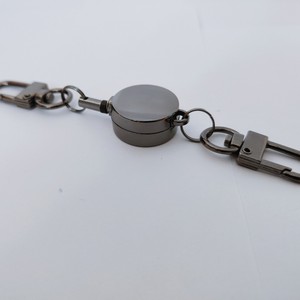 <span class=keywords><strong>Porte</strong></span>-<span class=keywords><strong>badge</strong></span> rétractable promotionnel en alliage réglable <span class=keywords><strong>avec</strong></span> mousqueton, <span class=keywords><strong>cordon</strong></span> de retrait pour carte d'identité sportive et pochette zippée pour événements - Product Image 5