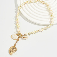Colliers Pendentifs Étoiles de Mer et Chaînes Perlées Huîtres Asymétriques Style Bohème, Ras-de-Cou Perles Coquillages Nacre Plaquées Or Tendance