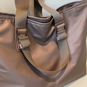 Borsa Tote Casual da Donna, Borsa a Spalla per Shopping, Lavoro e Uso Quotidiano, Compatta e Comoda, Grande Capacità - Product Image 6