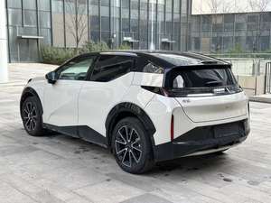 Zeekr X Usado, Edición Magic Cube, 4 Asientos, Tracción Trasera - Product Image 4