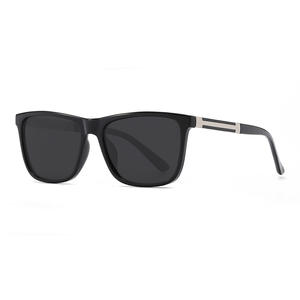 Nuevas gafas de sol con montura cuadrada para hombre, montura de plástico y metal polarizada negra UV400 para conducir, protección solar - Product Image 4