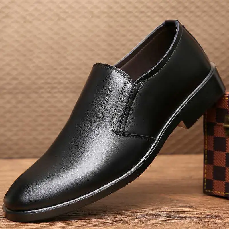 Chaussures à bout pointu en cuir PU pour hommes, souliers noirs pour Business et mariage, nouvelle collection,