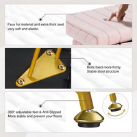 Tabouret de maquillage rectangulaire doux en fausse fourrure avec rangement, 4 pieds métalliques antidérapants, siège rembourré à bas profil pour maquillage