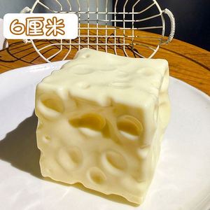 Juguete de Queso Anti-Estrés, Sin Comprimir, para Apretar, para Niñas y Niños - Product Image 5