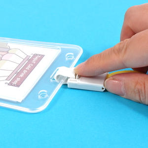 Funda Protectora Vertical <span class=keywords><strong>de</strong></span> Plástico Rígido <span class=keywords><strong>para</strong></span> Tarjetas FOSKA, Porta Tarjetas <span class=keywords><strong>de</strong></span> Crucero con Ventana Transparente <span class=keywords><strong>de</strong></span> Doble Cara <span class=keywords><strong>para</strong></span> Suministros <span class=keywords><strong>de</strong></span> Oficina - Product Image 4