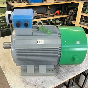 Generador Sincrónico de Imán de 530KW 375RPM Trifásico CA 1500RPM para Proyecto Energético - Product Image 3