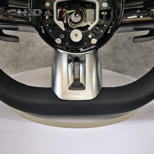 พวงมาลัยหนังสีดำสำหรับรถยนต์เมอร์เซเดส-เบนซ์ รุ่น W203 W204 W205 W211 W212 W213 Gle W167 W218 W221 C63 GLC GLE <span class=keywords><strong>CLA</strong></span> - Product Image 6