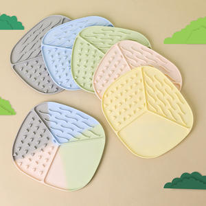 Al por mayor, tapetes de silicona personalizados para mascotas, antideslizantes, para lamer y alimentación lenta, con tazones y comederos de 200 ml - Product Image 1