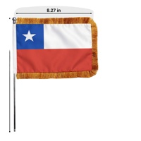 Drapeau de bureau du Chili directement de l'usine avec base métallique, idéal pour la Journée Nationale, la décoration de réunions, les événements personnalisés à franges, la production en masse et l'affichage.