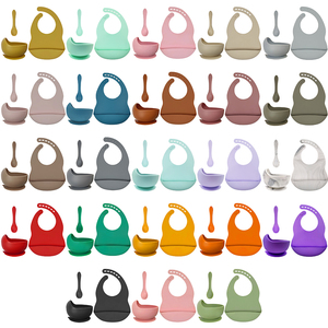 Vente en gros de <span class=keywords><strong>kit</strong></span> d'alimentation pour bébé en silicone sans BPA pour bavoir et bol à ventouse avec cuillère <span class=keywords><strong>Kit</strong></span> de conception en usine - Product Image 6