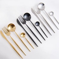 Ensemble de couverts portugais en acier inoxydable 410, finition dorée mate, comprenant cuillère, fourchette et couteau de table