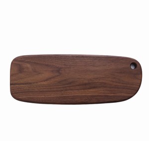 Tabla de cortar de madera maciza de nogal negro con asa rectangular para uso doméstico, comida para bebés, pasteles, sushi y presentación. - Product Image 5