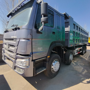Camión de ingeniería de volteo pequeño gris Sinotruk HOWO 8x4, vehículos de camiones de carga, camión agrícola de 10 toneladas - Product Image 2