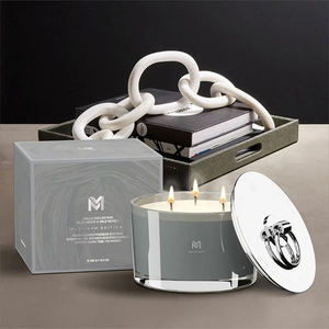 เทียนหอมคริสต์มาสทำมือสุดหรูจาก Mescente Wholesale ในภาชนะแก้วแบบกำหนดเอง พร้อมไส้เทียน 3 ชั้นจากขี้ผึ้งถั่วเหลือง - Product Image 4