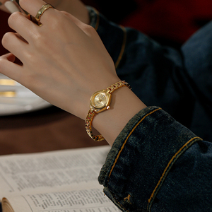 Elegant Waterproof Alloy Ladies Quartz Wristwatch with Small Vintage Dial and Narrow Wrist Band - Product Image 3