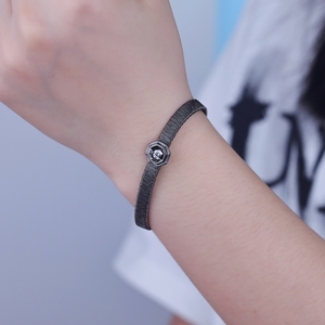 สร้อยข้อมือเงินแท้ 925 ชุบโรเดียมสีดำ ประดับมุกน้ำจืดทรงเรขาคณิต ประดับเพชรซิร์คอน ดีไซน์ทันสมัย สไตล์คริสเตียน คุณภาพสูง สวยงาม สำหรับโปรโมชั่น - Product Image 2