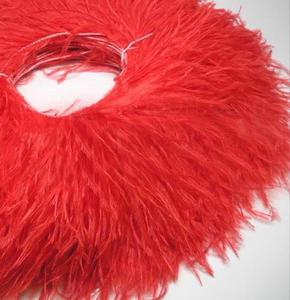 Personnalisation en gros de franges de plumes d'<span class=keywords><strong>autruche</strong></span> de luxe, garniture de 15-18 cm de plumes d'<span class=keywords><strong>autruche</strong></span> sur cordon pour accessoires vestimentaires - Product Image 2