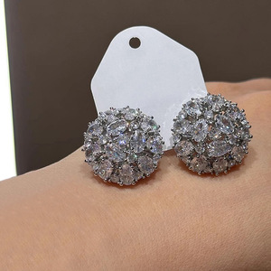 Orecchini a Perno Geometrici Rotondi per Donne, Design Elegante per Feste e Uso Quotidiano, Accessori per Orecchie - Product Image 5